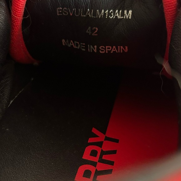 Burberry Super Runway Somerton & Red Low Top Sneakers 🔥 - Picture 6 of 9